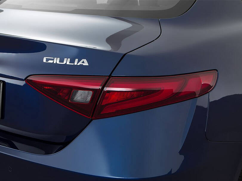 alfa-romeo giulia IMAGE