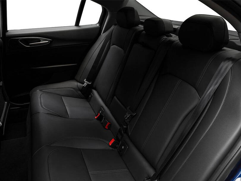 alfa-romeo giulia IMAGE