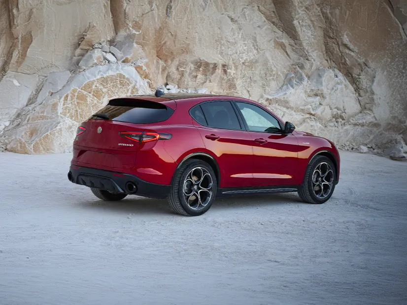 alfa-romeo stelvio IMAGE