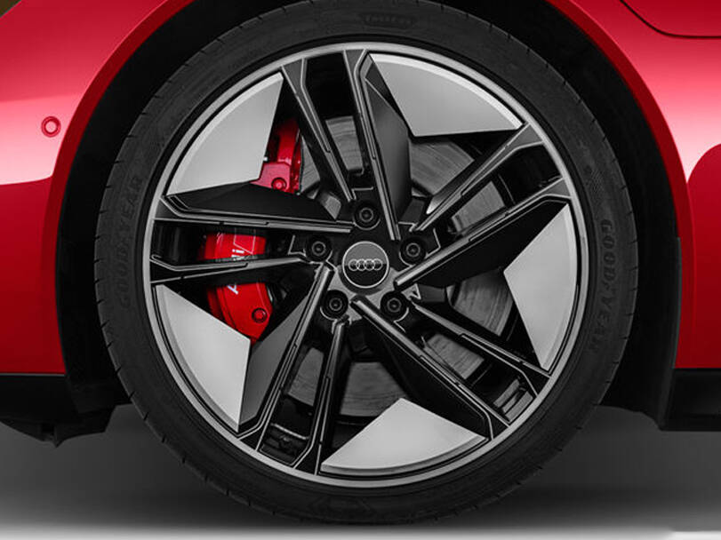 makes.audi models.e-tron IMAGE