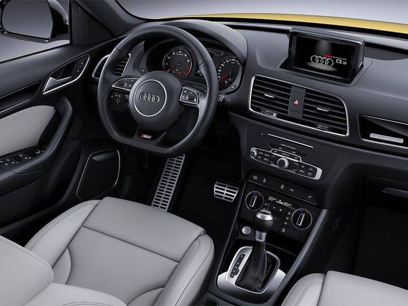 audi q3 IMAGE