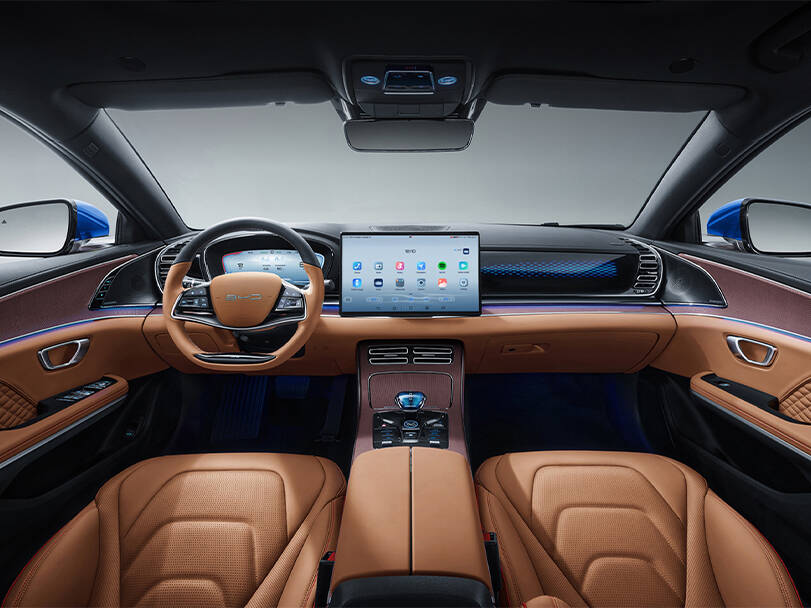 makes.byd models.han IMAGE