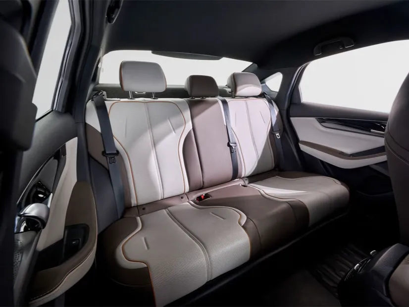 makes.byd models.qin-plus IMAGE