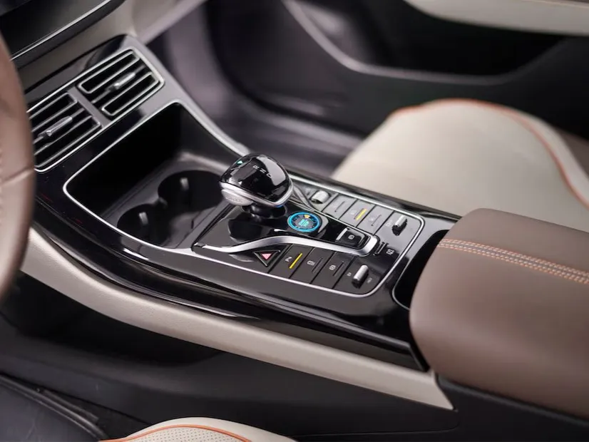 makes.byd models.qin-plus IMAGE