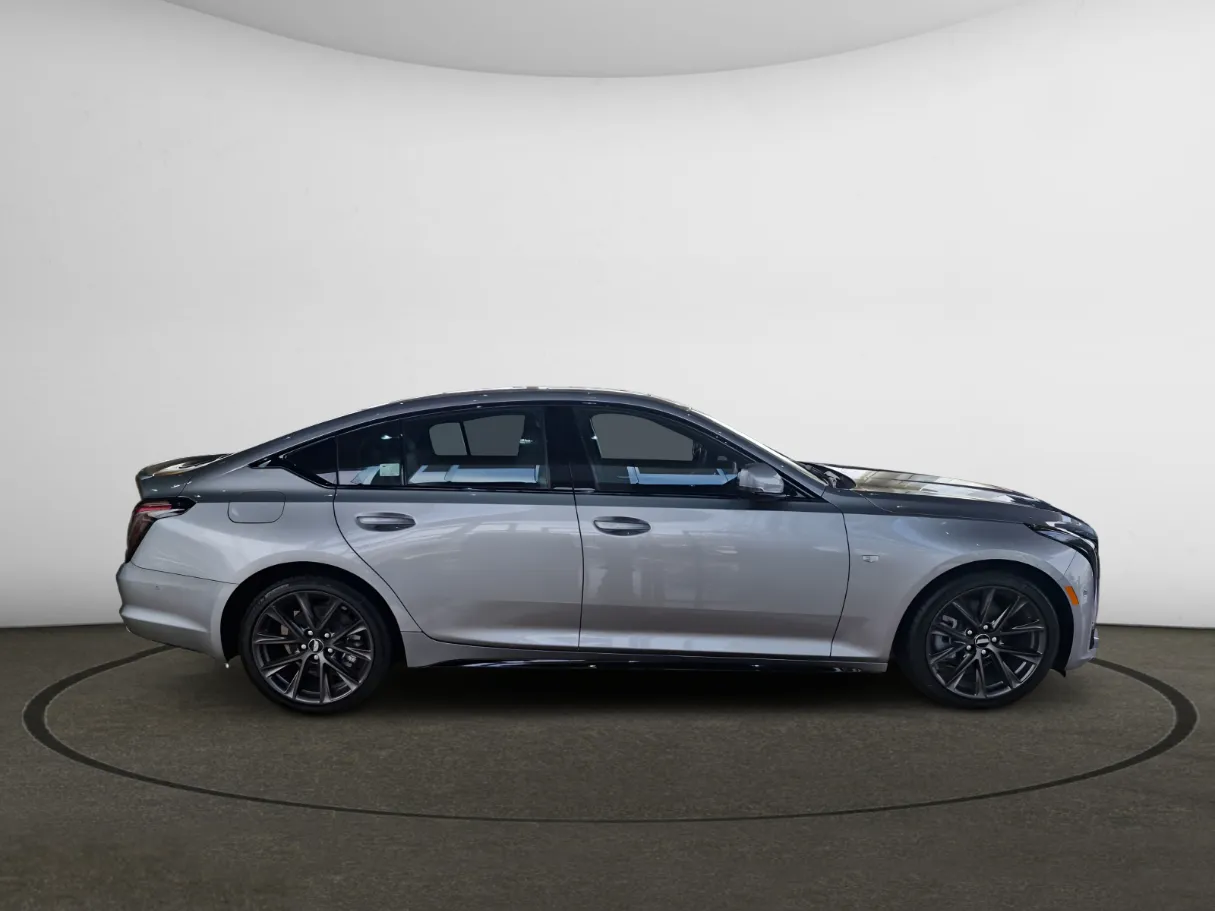 makes.cadillac models.ct5 IMAGE