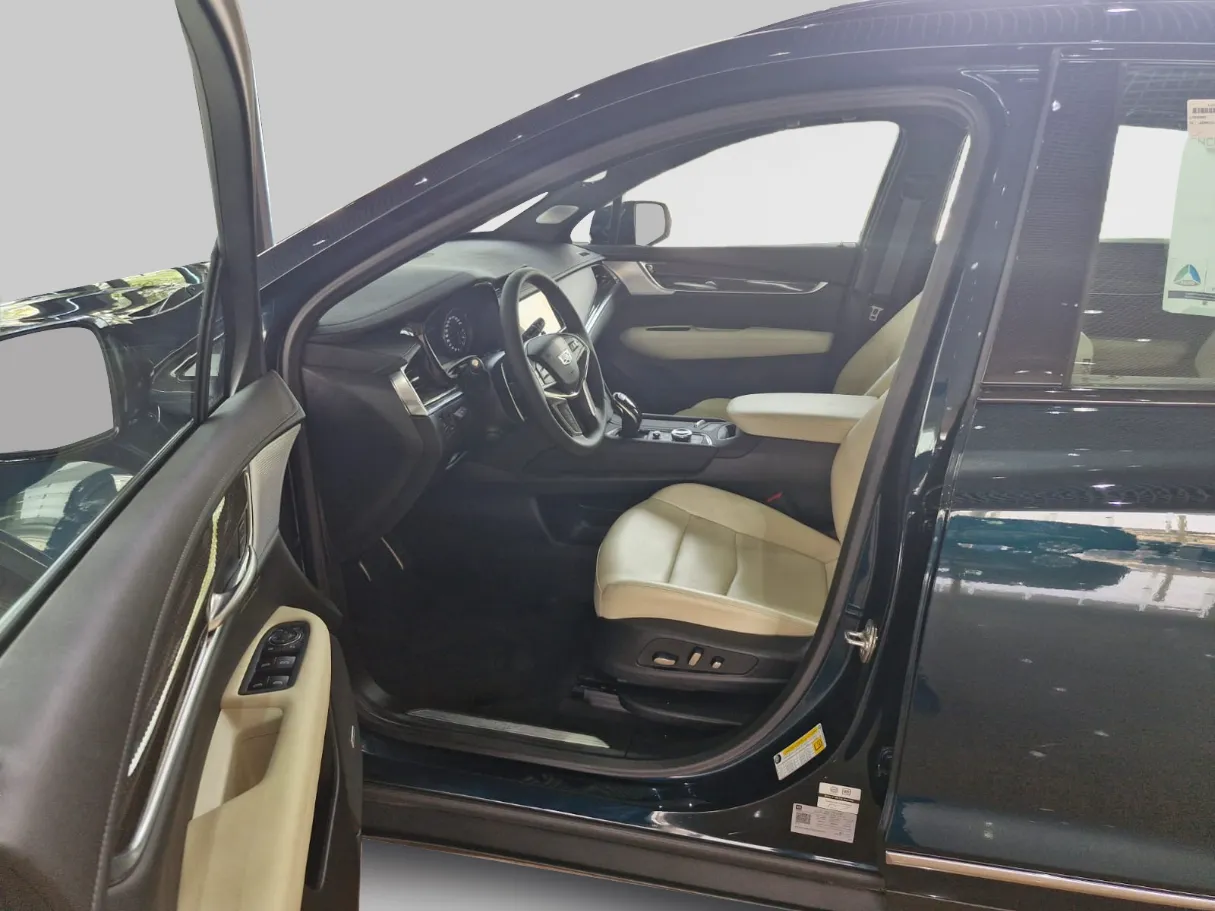 cadillac xt5 IMAGE
