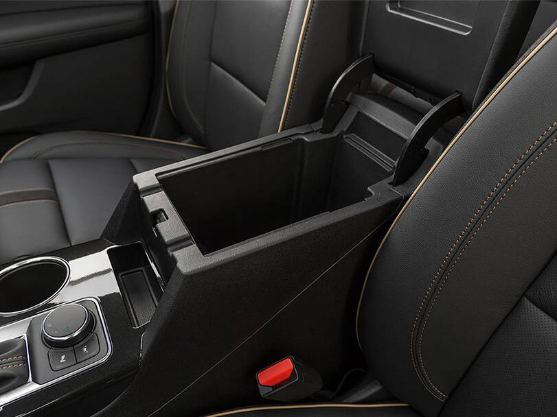 makes.chevrolet models.blazer IMAGE