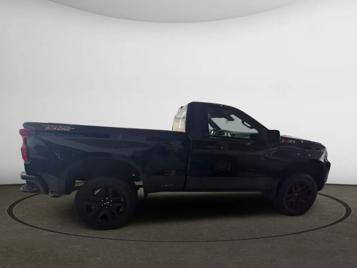 chevrolet silverado IMAGE