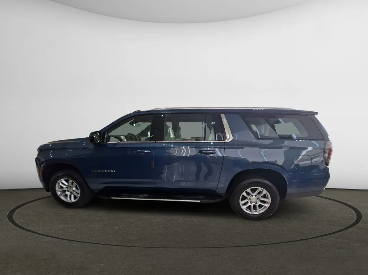chevrolet suburban IMAGE