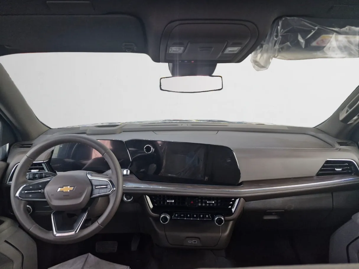 chevrolet suburban IMAGE