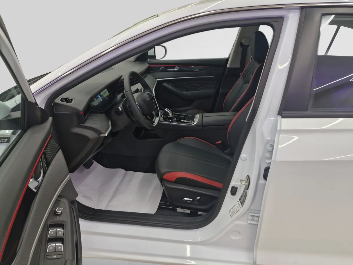 makes.dongfeng models.shine-max IMAGE