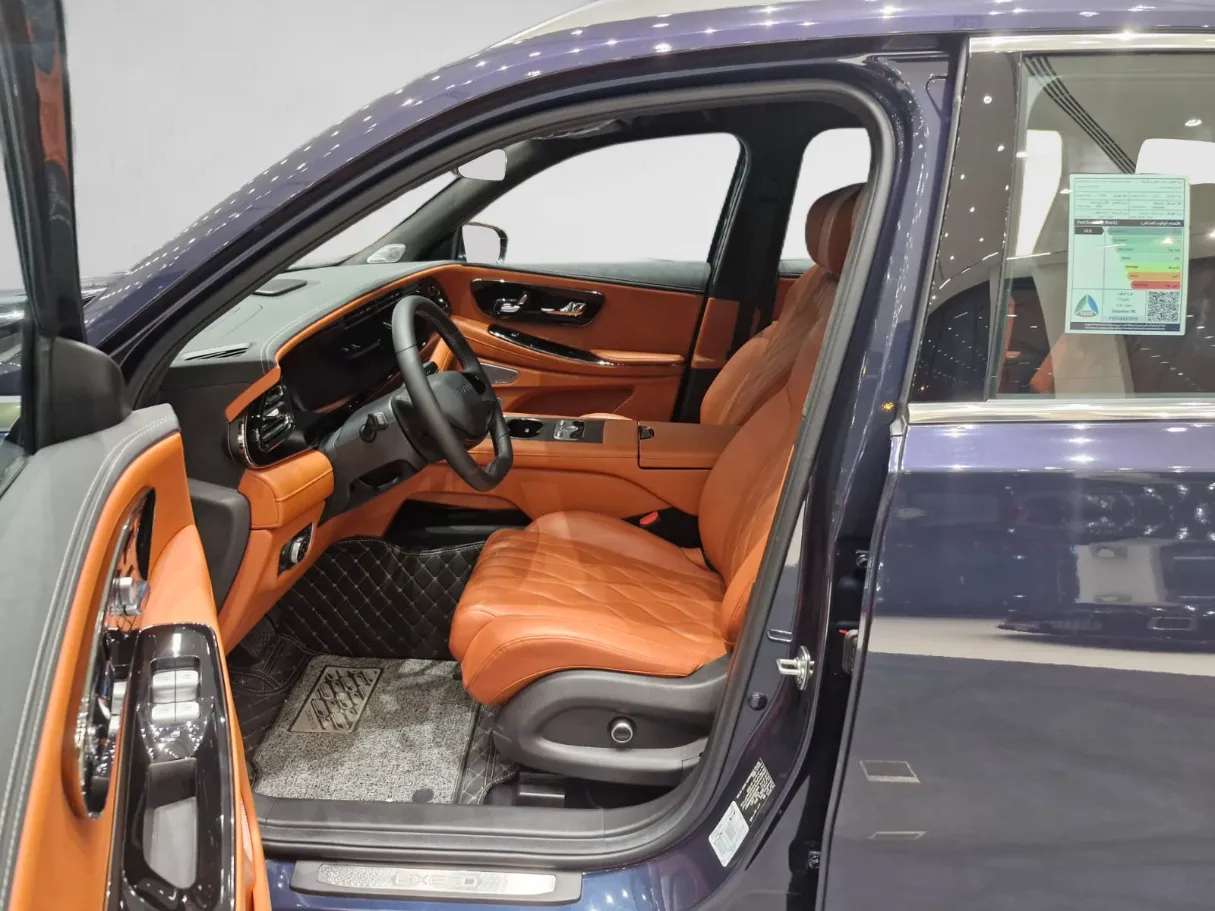 makes.exeed models.vx IMAGE