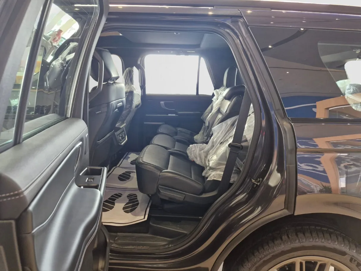 ford expedition IMAGE