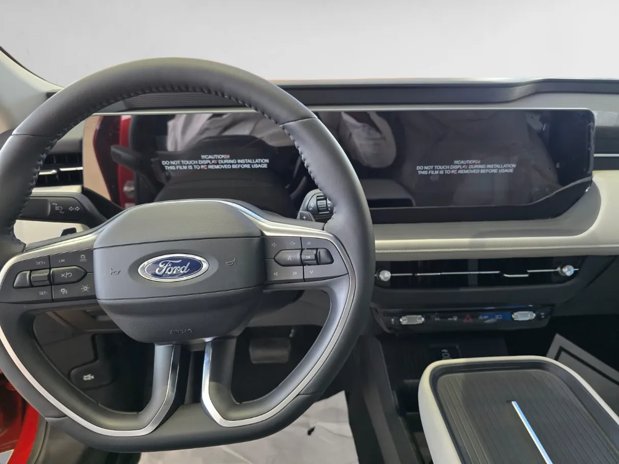 makes.ford models.taurus IMAGE