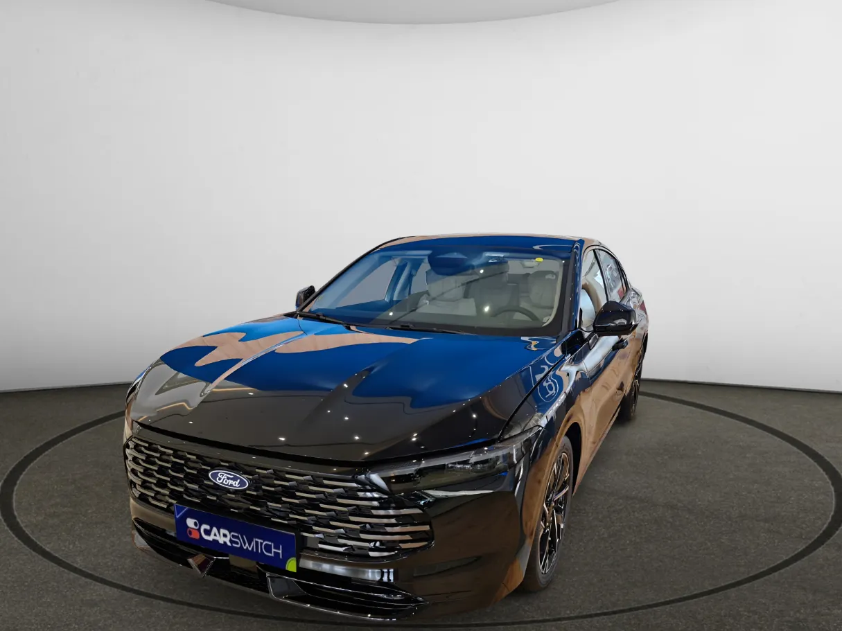 Titanium HEV 1.5L Hybrid (Top)