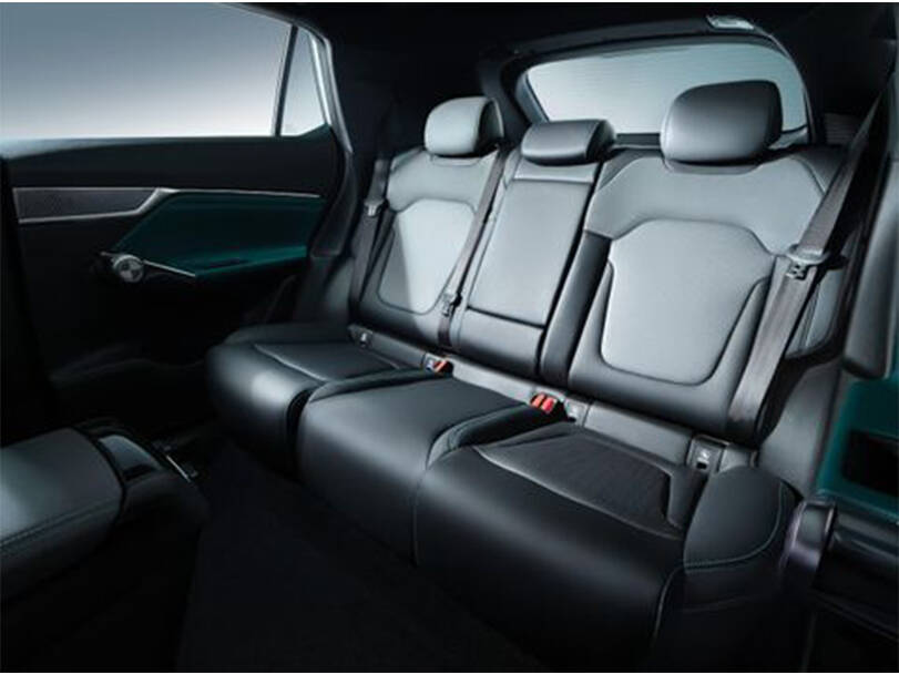 makes.gac models.emzoom IMAGE