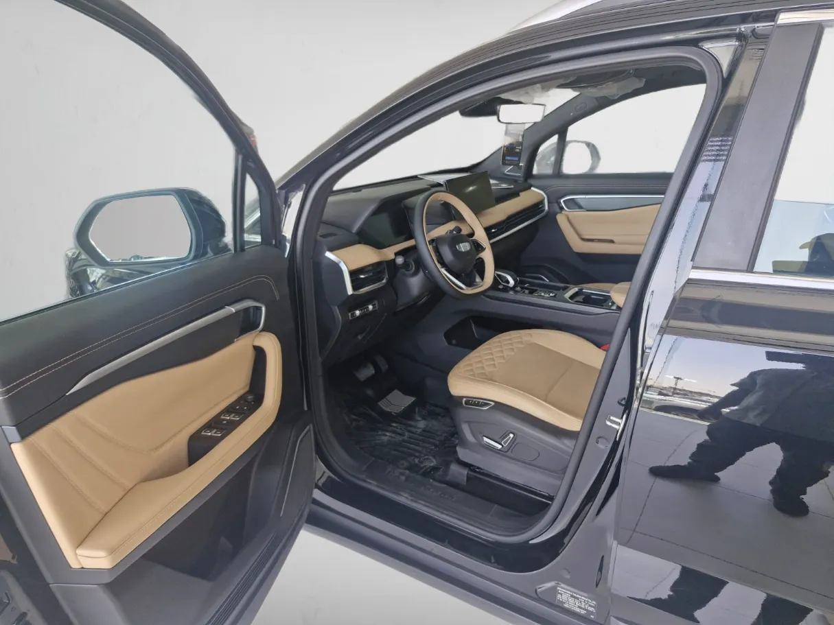 geely okavango IMAGE