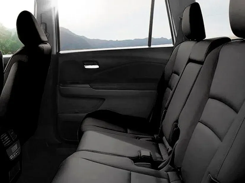 makes.honda models.pilot IMAGE