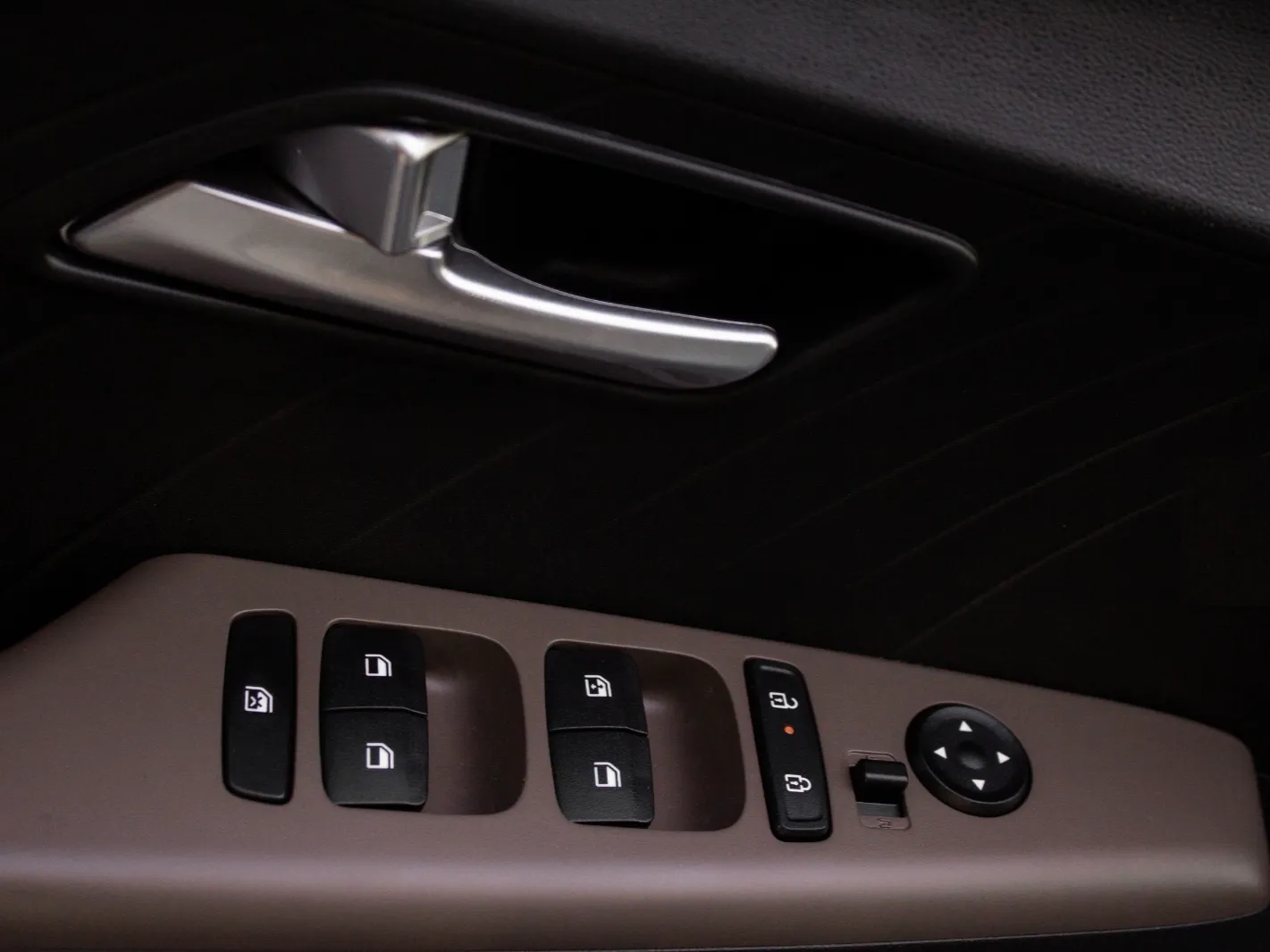 makes.hyundai models.accent IMAGE