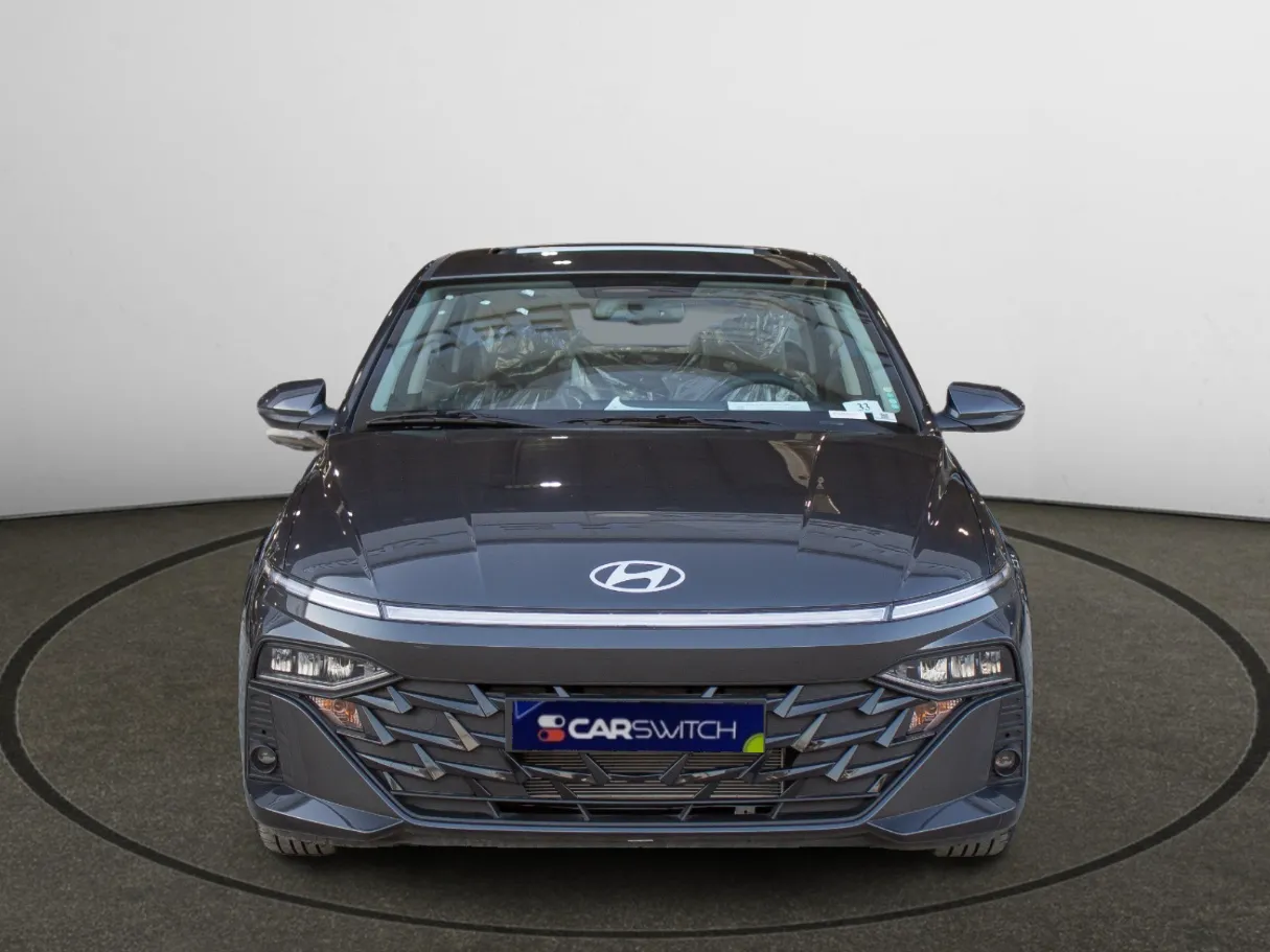 makes.hyundai models.accent IMAGE