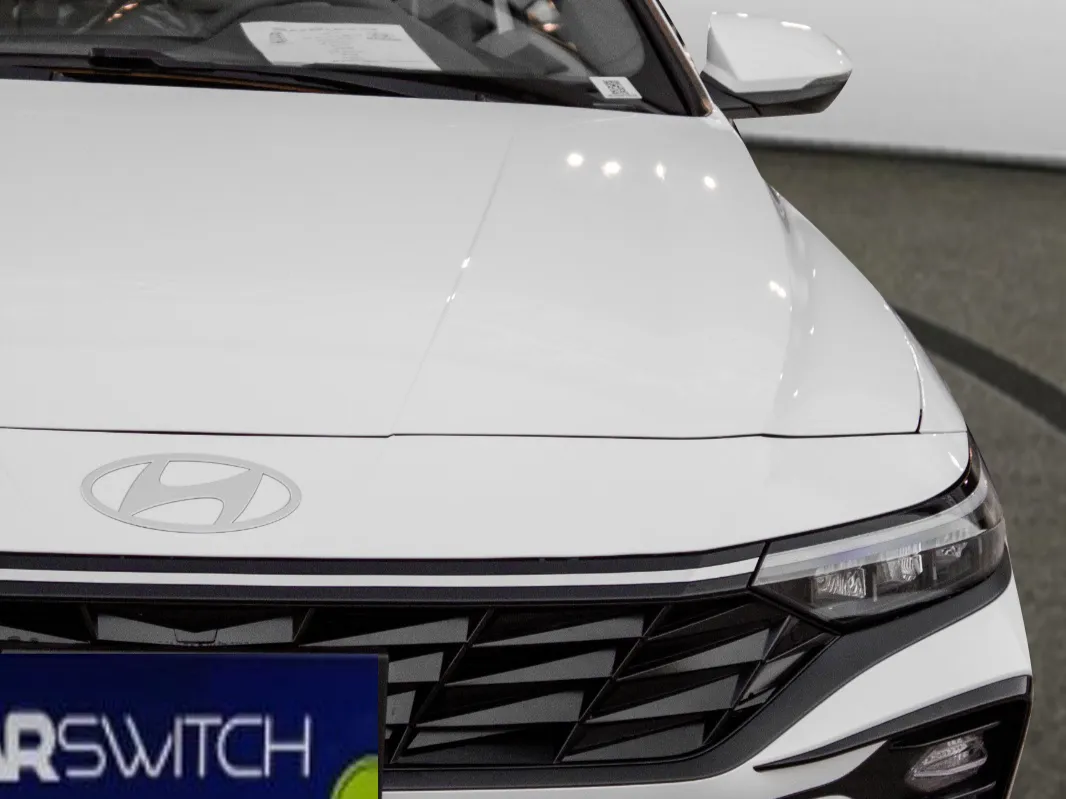 hyundai elantra IMAGE