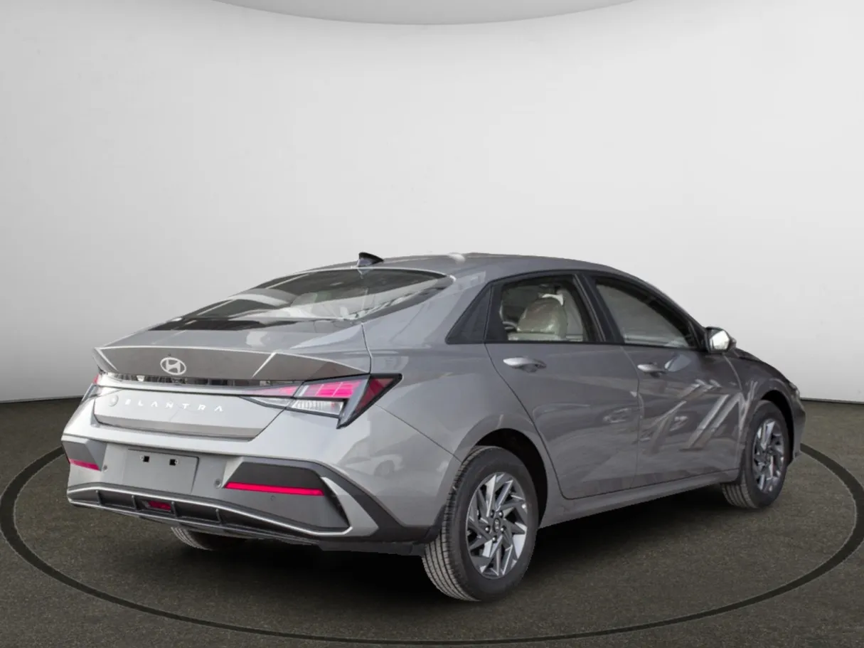 hyundai elantra IMAGE