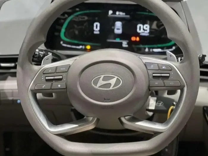 hyundai elantra IMAGE