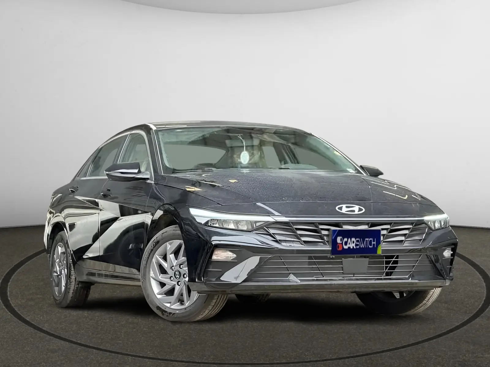 makes.hyundai models.elantra IMAGE