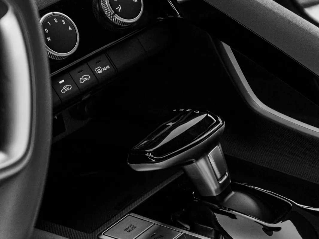 hyundai elantra IMAGE