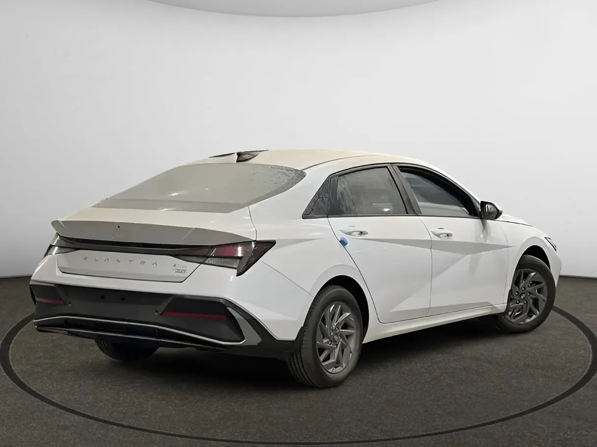 hyundai elantra IMAGE