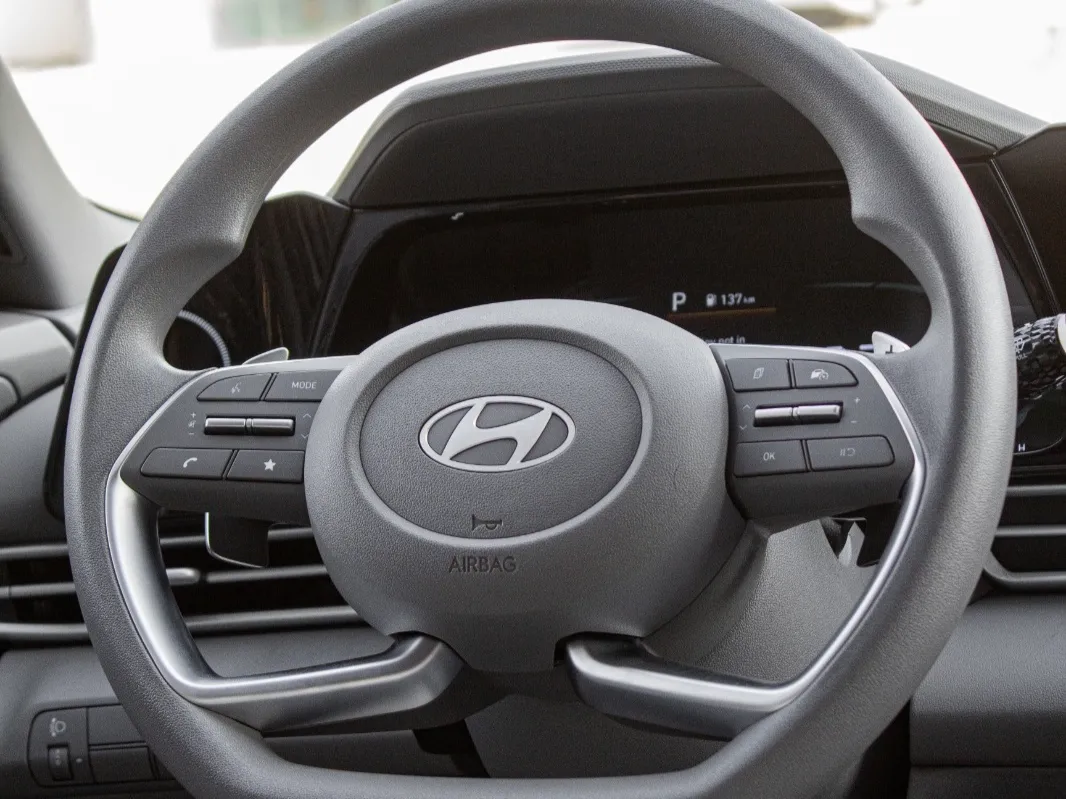 hyundai elantra IMAGE
