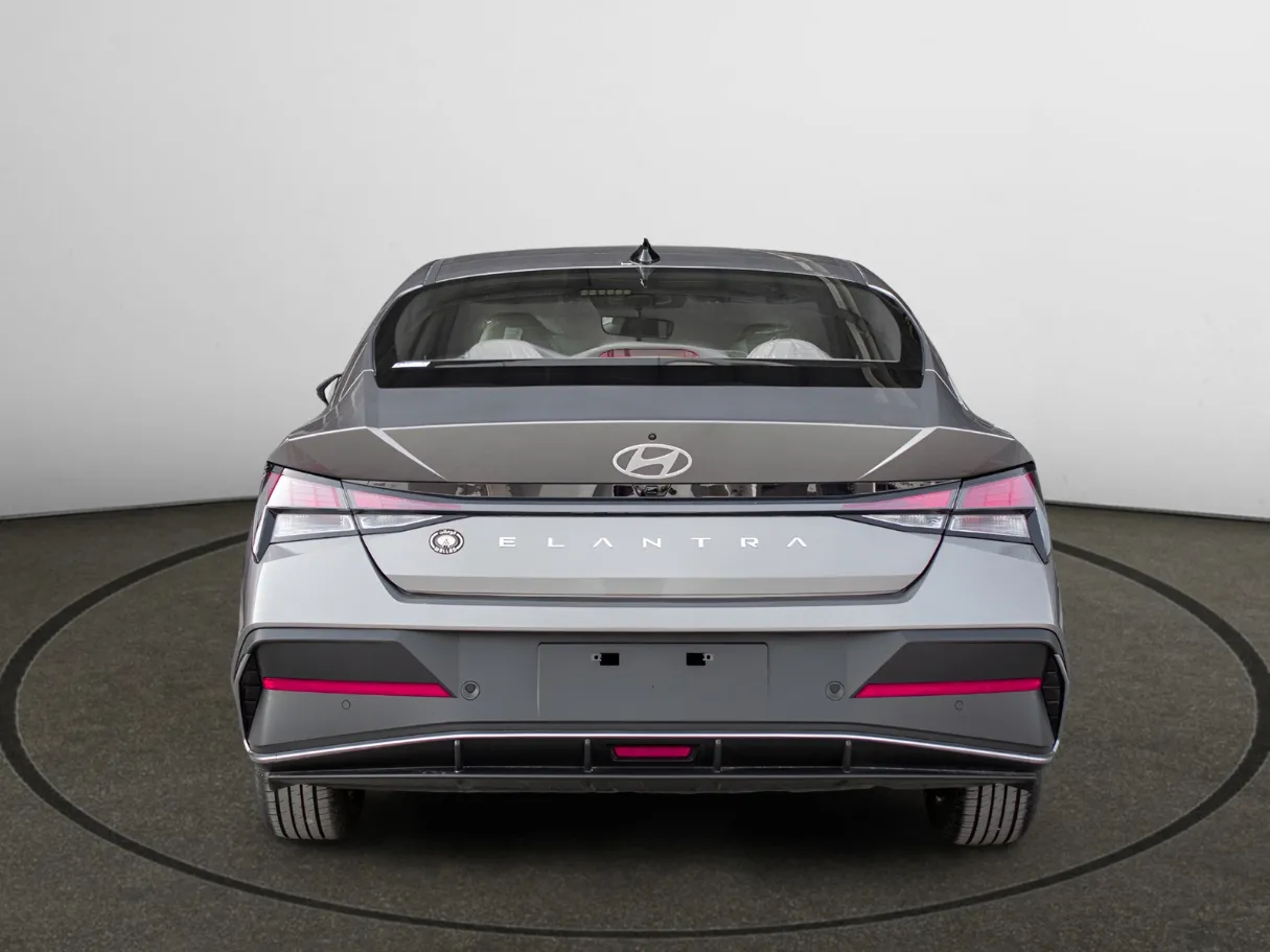 hyundai elantra IMAGE