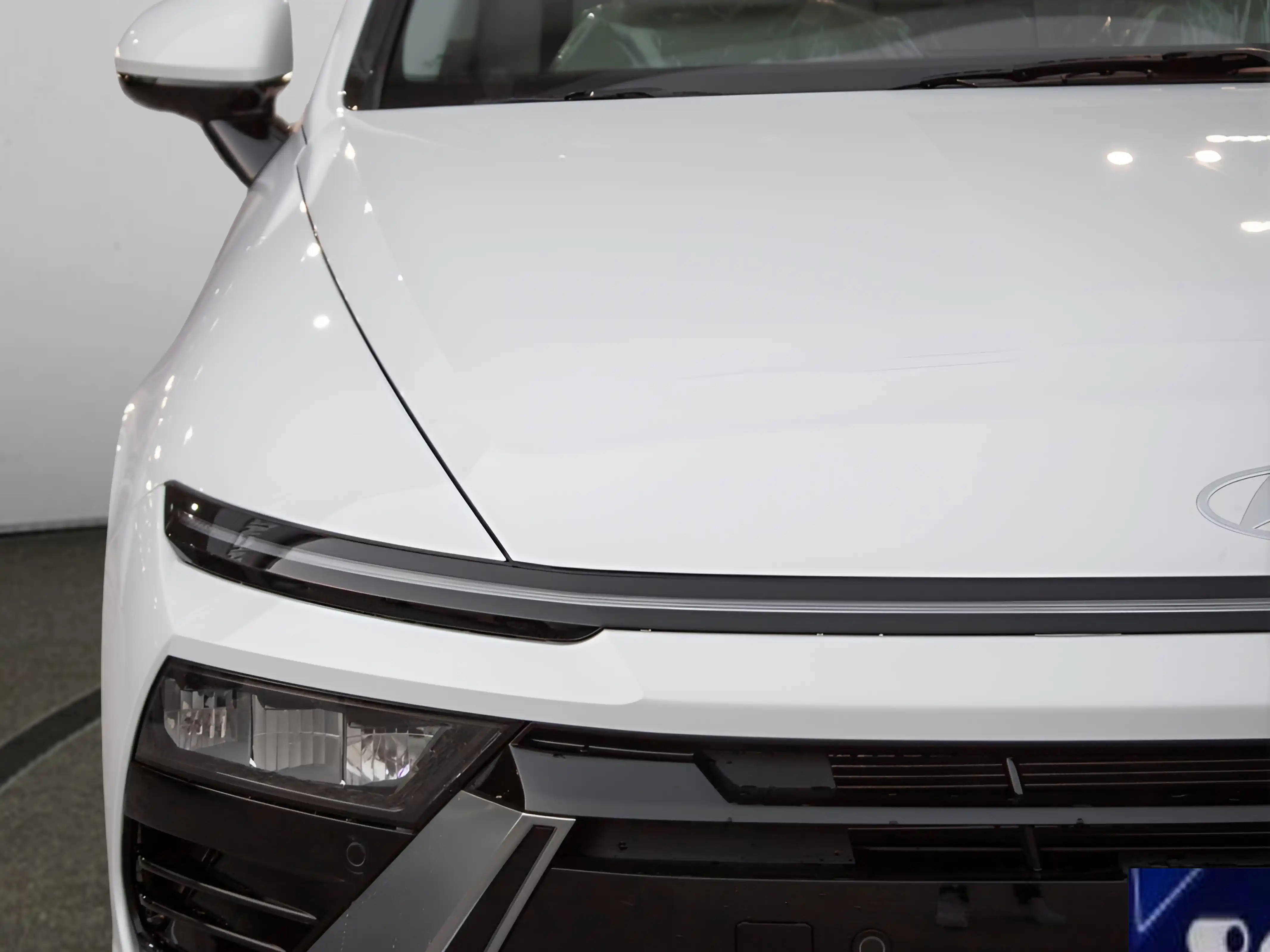 makes.hyundai models.sonata IMAGE