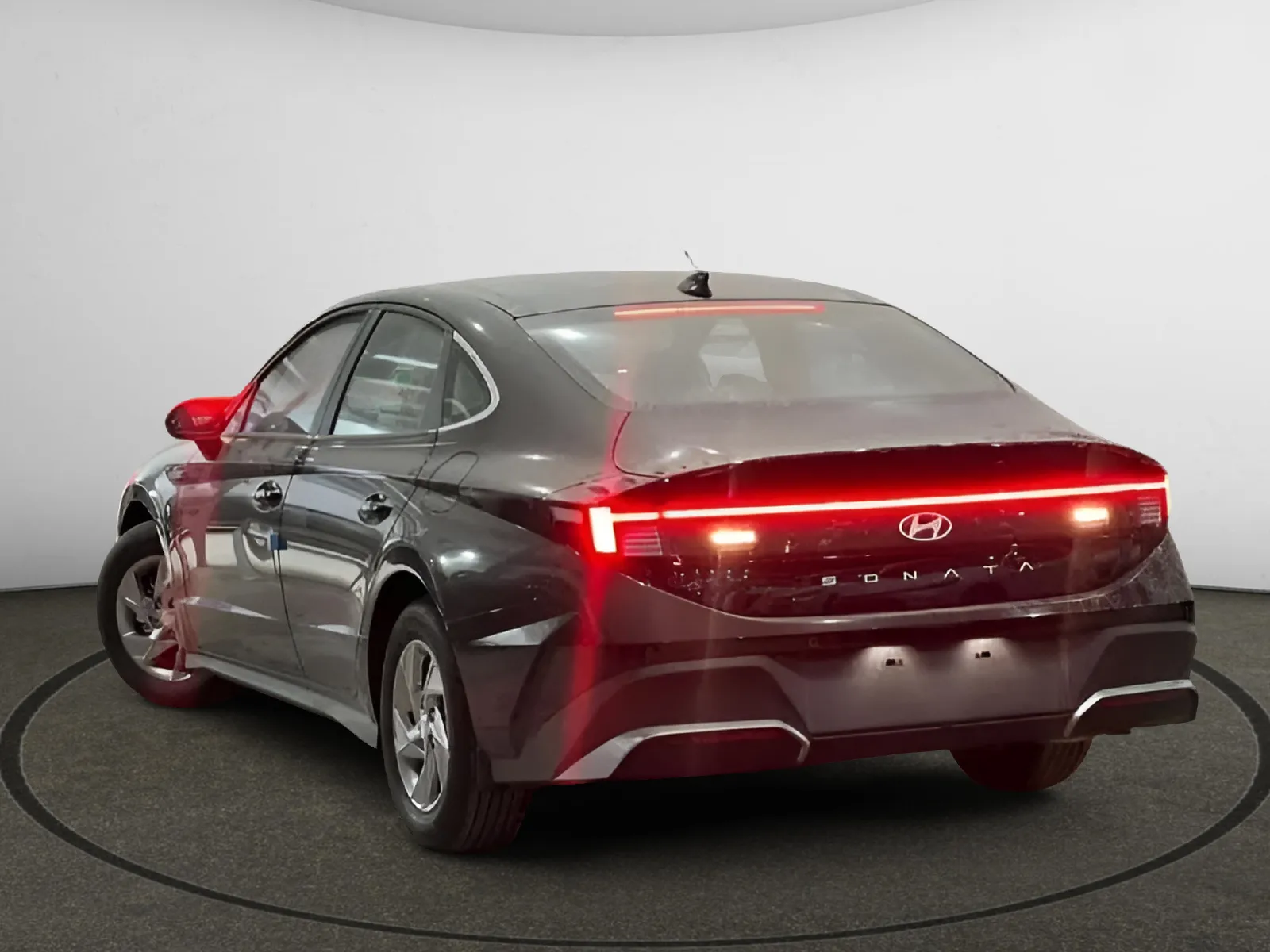 hyundai sonata IMAGE