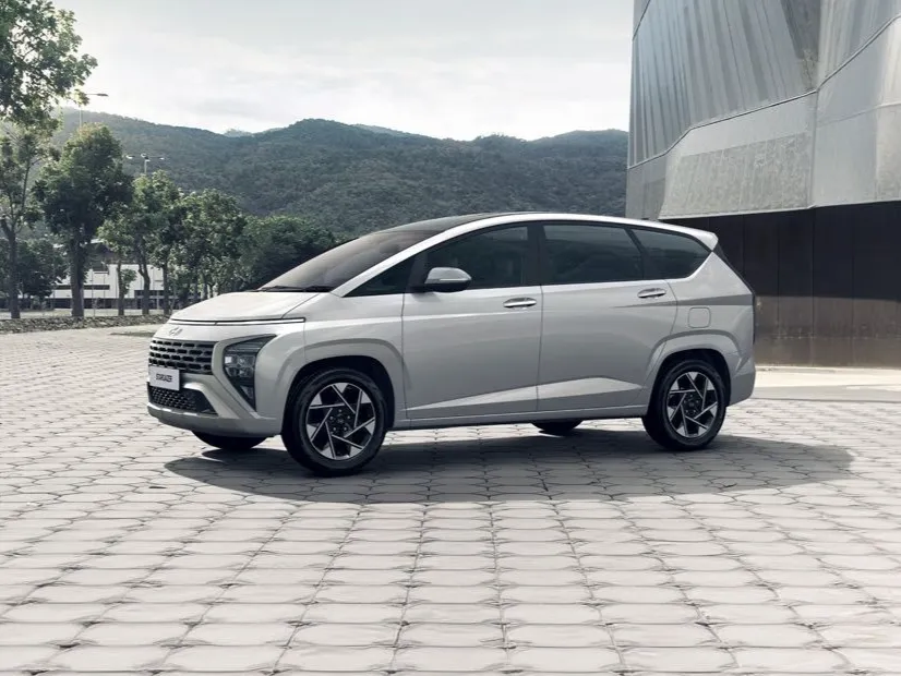 makes.hyundai models.stargazer IMAGE