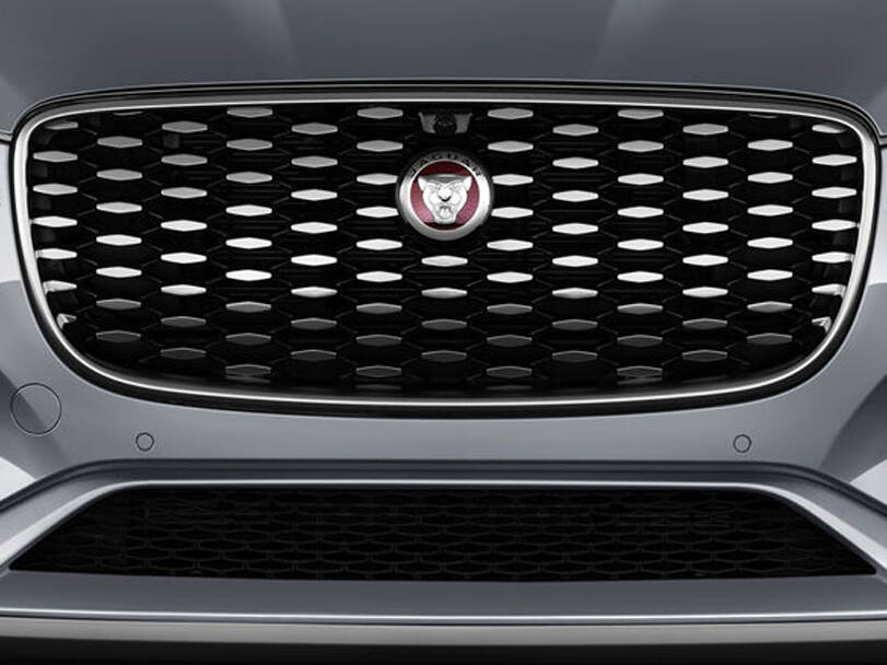 makes.jaguar models.f-pace IMAGE