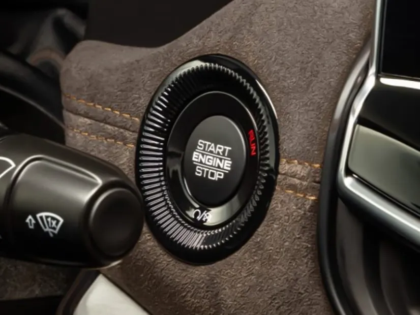 makes.jeep models.commander IMAGE