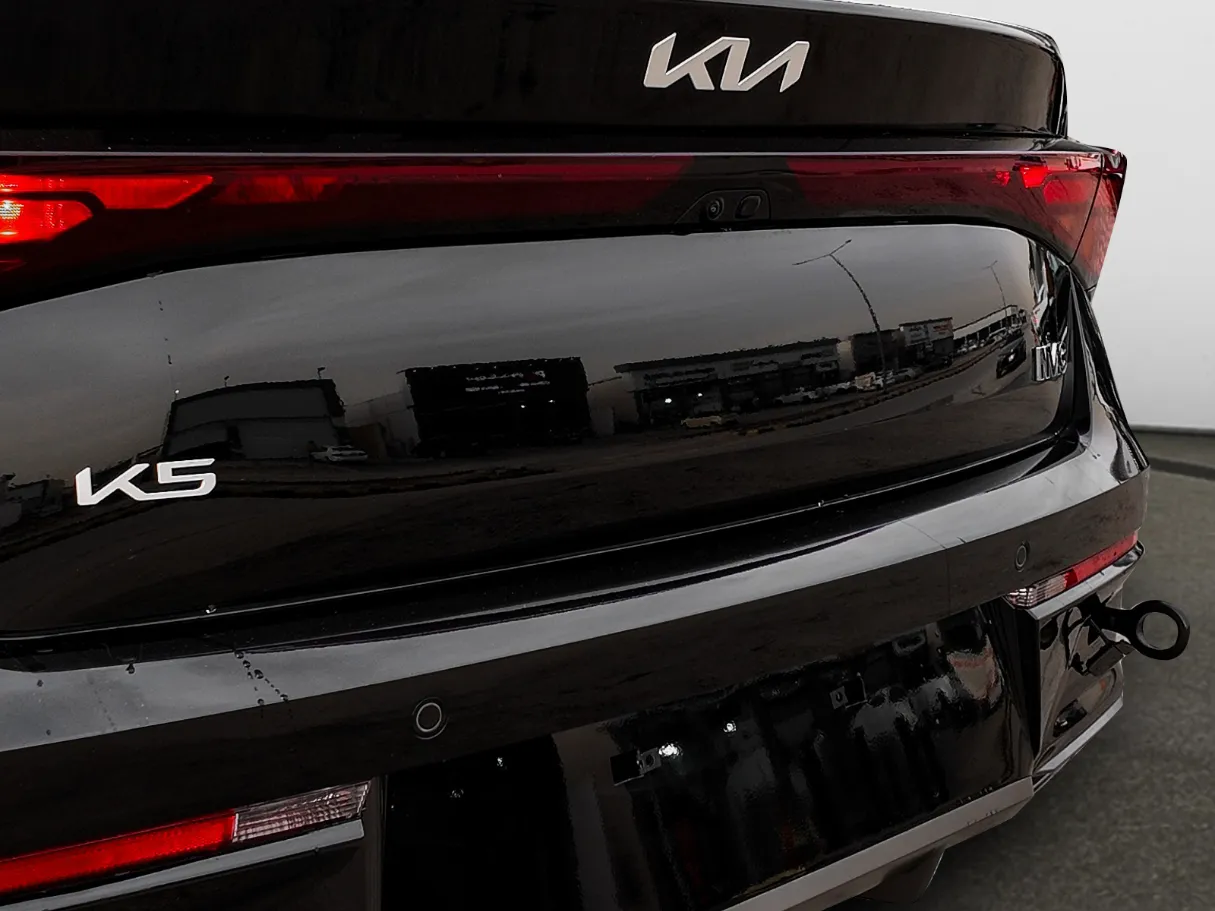kia k5 IMAGE