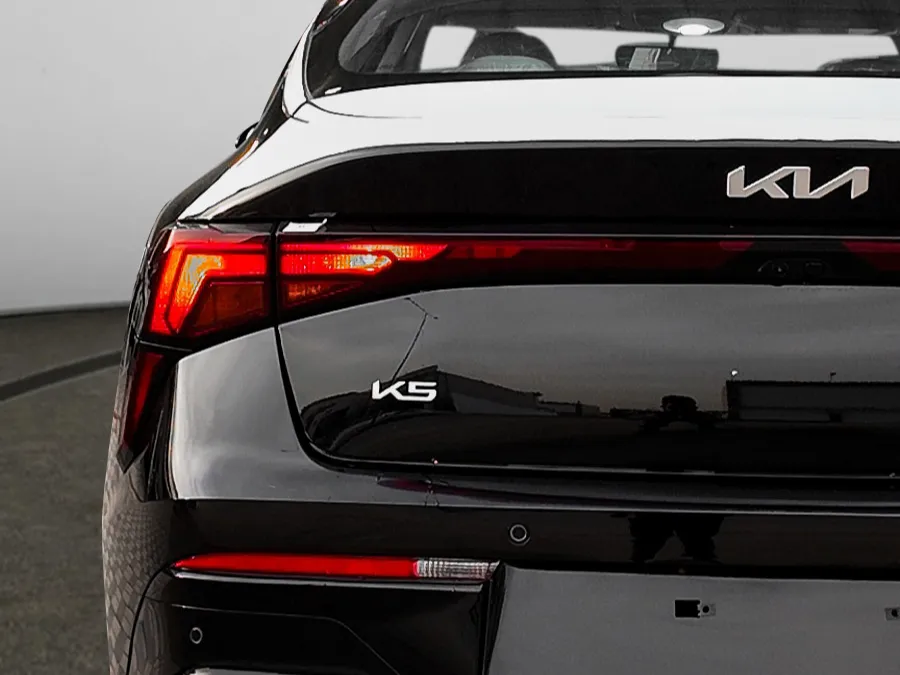 kia k5 IMAGE
