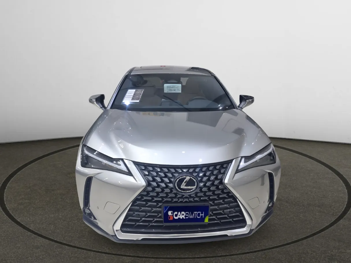 makes.lexus models.ux300h IMAGE