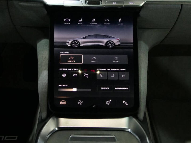 makes.lucid models.air IMAGE