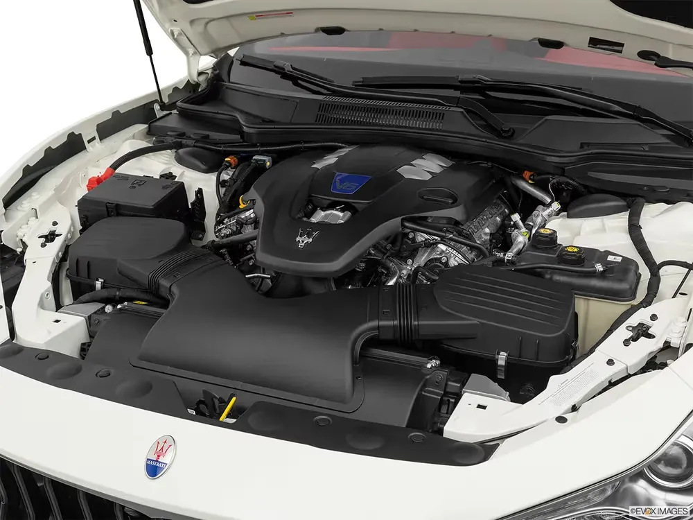 maserati ghibli IMAGE