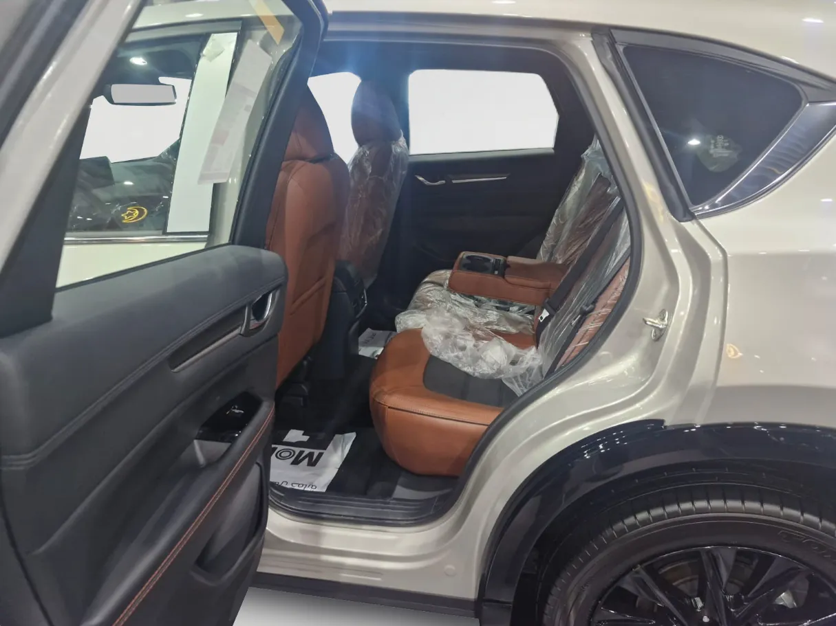 makes.mazda models.cx-5 IMAGE