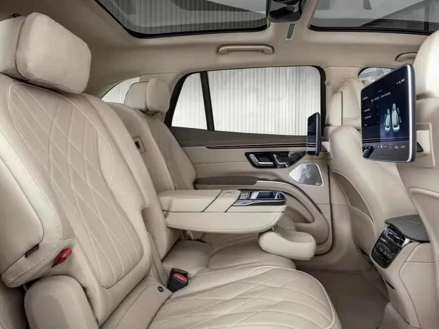 makes.mercedes models.eqs680-maybach IMAGE