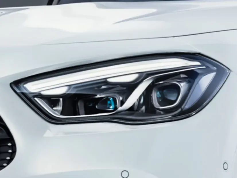 mercedes gla200 IMAGE