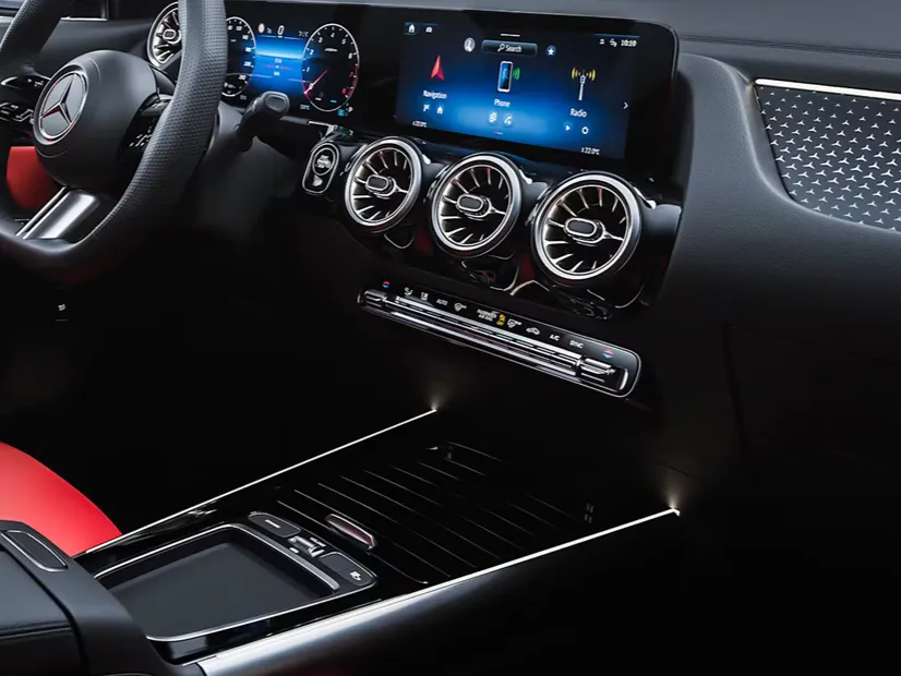 mercedes gla45-amg IMAGE