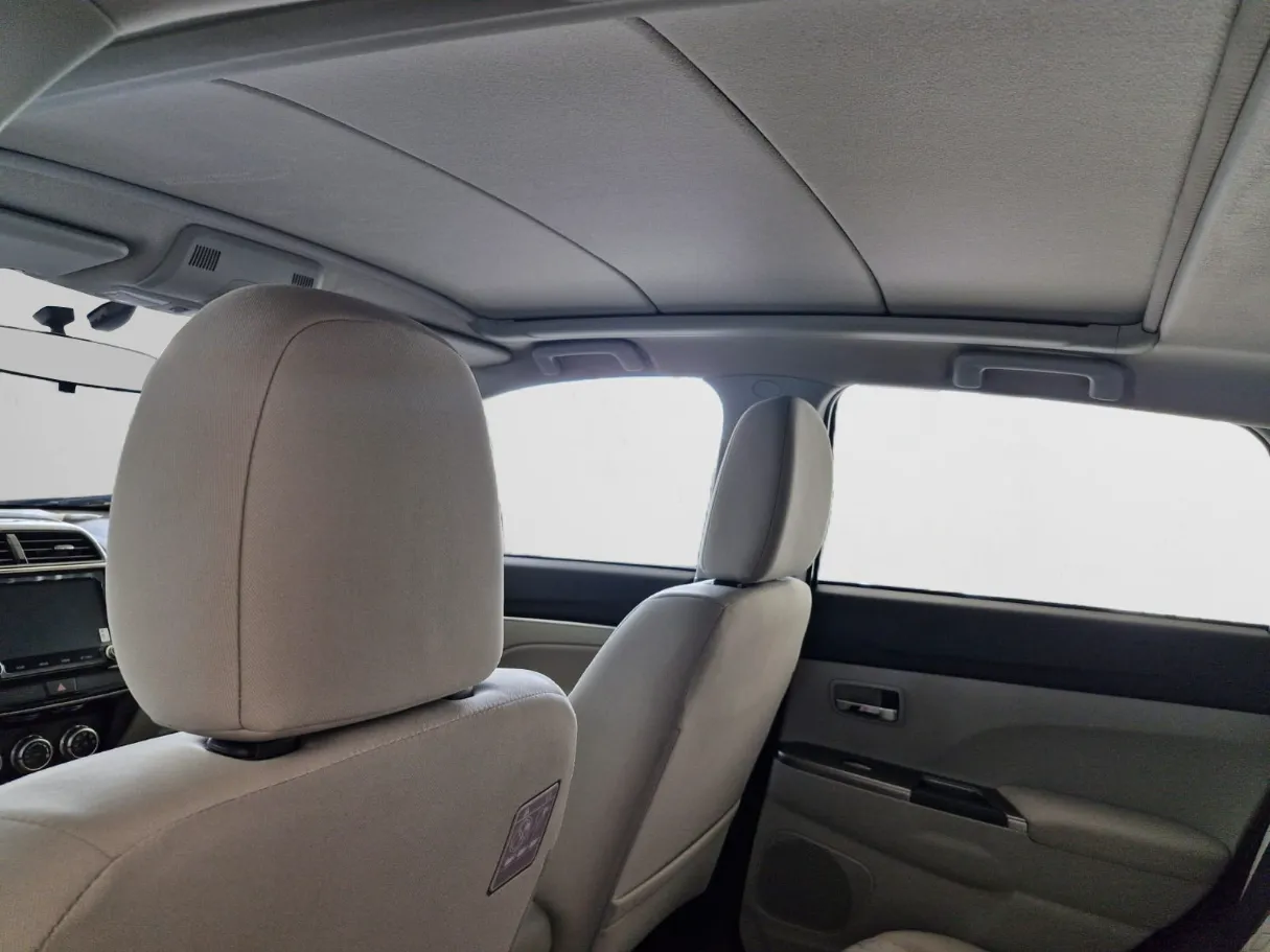 mitsubishi asx IMAGE