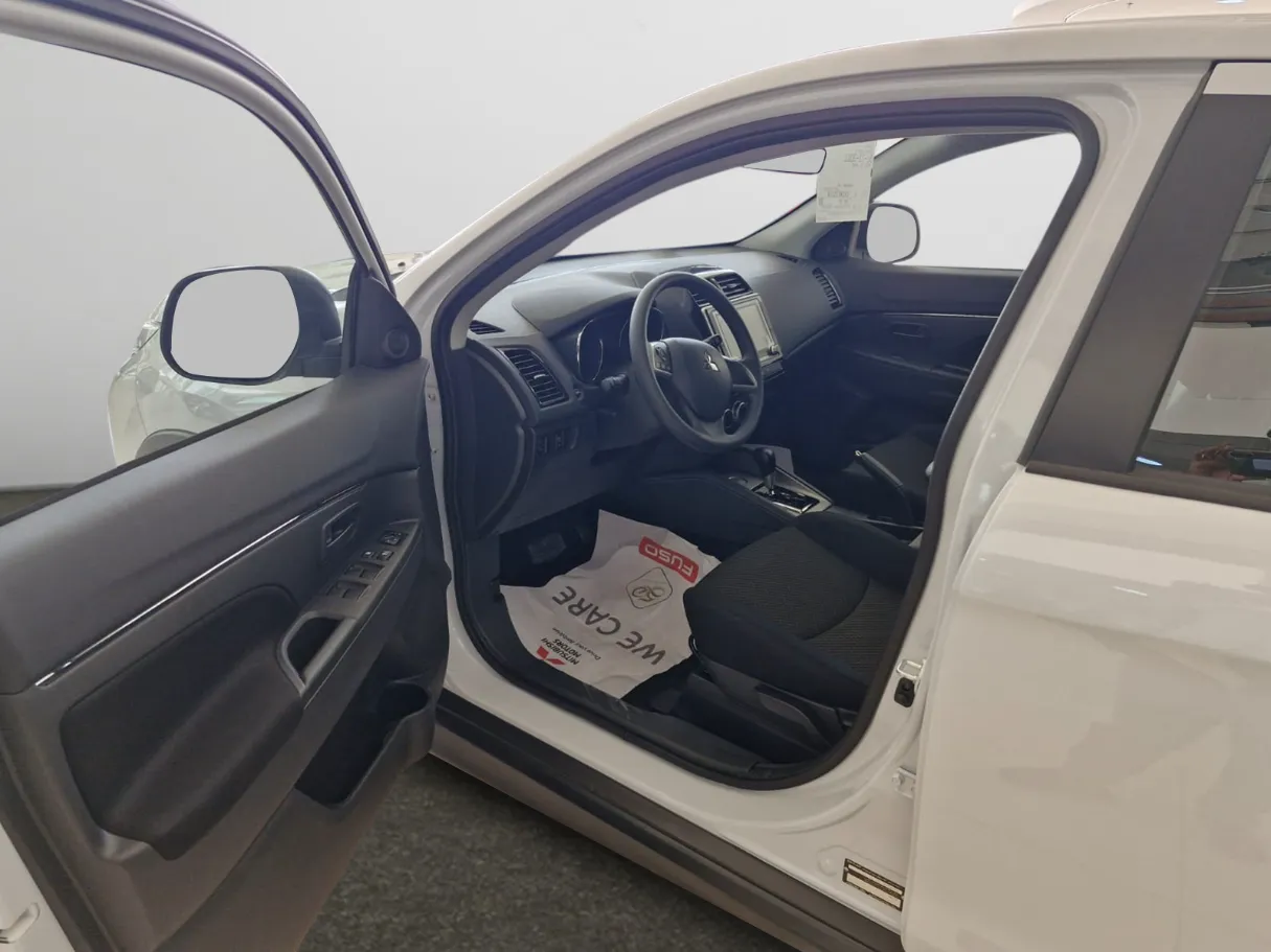 mitsubishi asx IMAGE