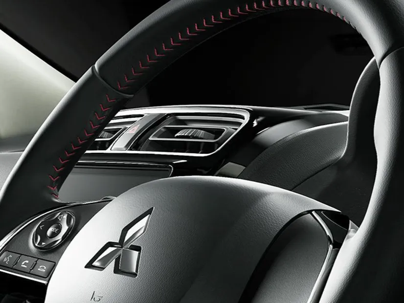 mitsubishi attrage IMAGE