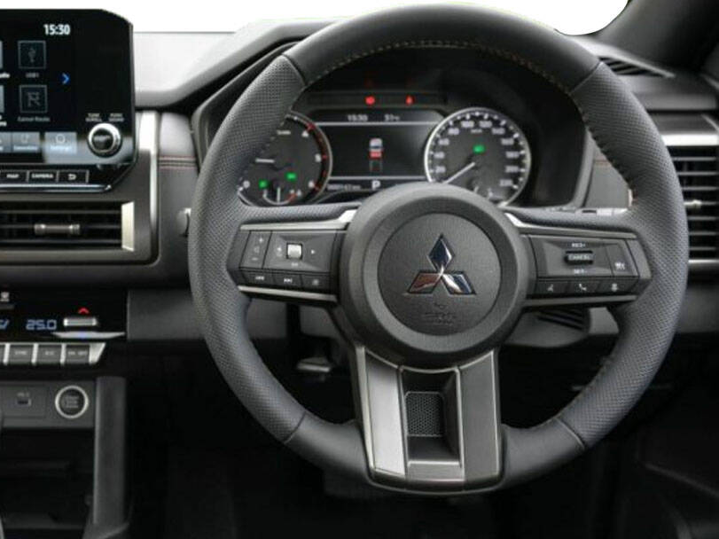 mitsubishi l200 IMAGE